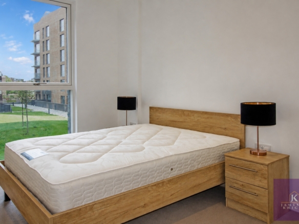 5, Henry Street, London, SE8 3GY
