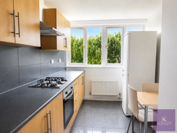 61, Clovelly Way, London, E1 0SF