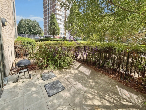 Bootmakers Court, 132, Ben Jonson Road, London, E1 4GJ